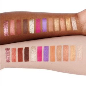 New Pur Festival 12 Piece Pressed Pigment Powder